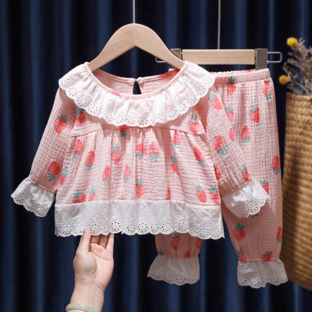 女の子 パジャマ 上下セット 長袖 ルーム 子供 子供服 パジャマ かわいい ガールズ キッズ 女児 パジャマ 部屋着 寝間着 綿100％ 春 秋 冬 レース いちご柄 柔らかい 通気性 伸縮性 幼稚