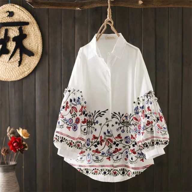 シャツ ホワイト 白 刺繍 レディース トップス 長袖 Aライン 人気のデザイン＆お求めやすい価格 シンプルな着こなしでもお洒落 女